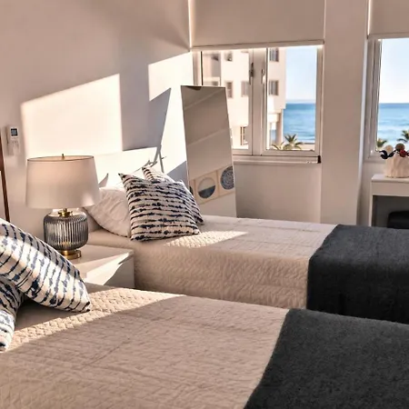 Apartment Mackenzie Beachfront Panorama *